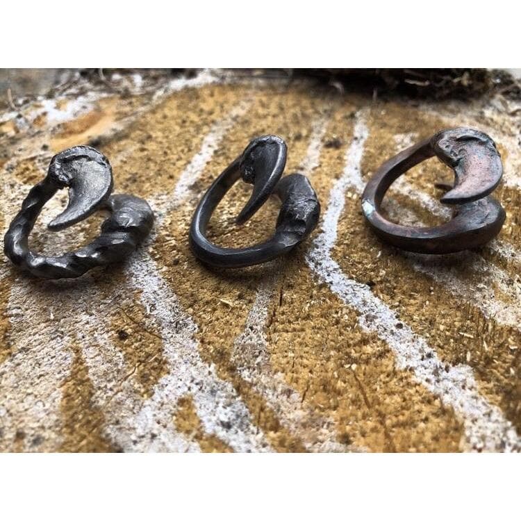 Timberwolf Claw Wrap Ring Size 7