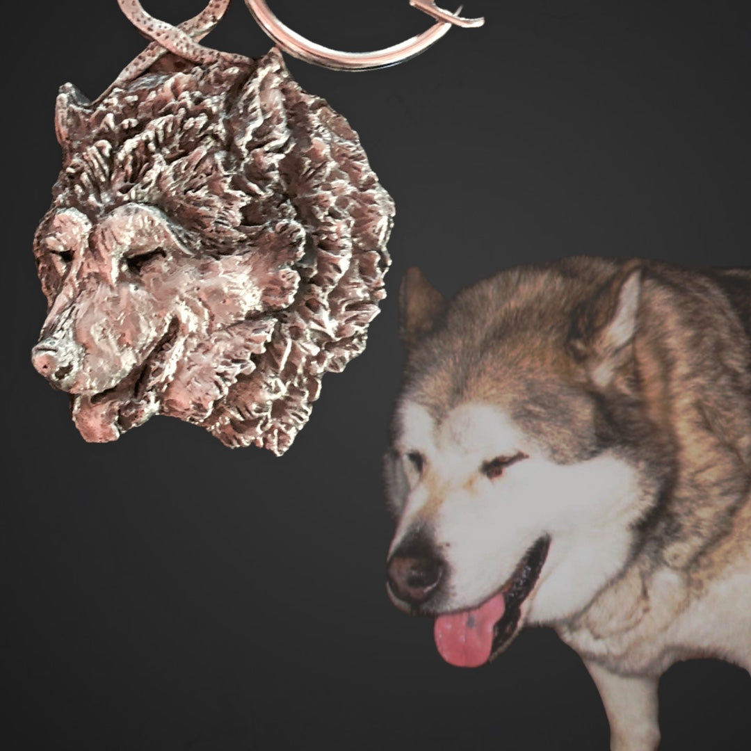 SHOP CUSTOM PET PORTRAITS IN METAL